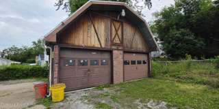 215 S Valley Avenue Gallery 14