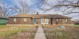 3929 S Carriage Ln Gallery 1