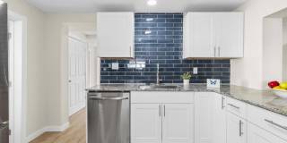 For Rent – Renovated 3 Bedroom Bungalow in Englewood Gallery 9