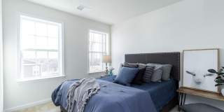 1329 GILMORE Street Gallery 27