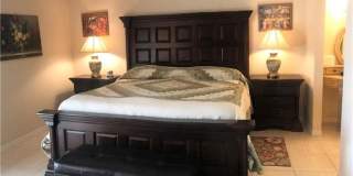 1200 Gulf Shore Blvd N unit: 404 Gallery 15