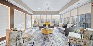 The Maxwell Downtown Des Moines Gallery 107