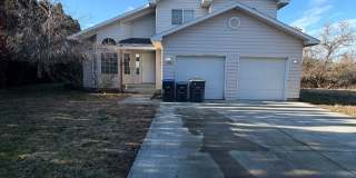 Waterfront home w/Large Dock Gallery 1