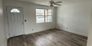 561 Singer Drive - B Gallery 36