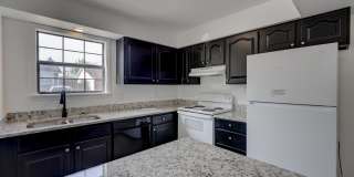 721 W 31st Terrace Gallery 11