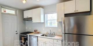 1094 Oakwood Avenue Gallery 6