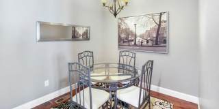 Parker Townhome: Luxurious Furnished Townhome, Attached 2 Car Garage, $300 Utility Fee Parker Townhome: Luxurious Furnished Townhome, Attached 2 Car Garage, $300 Utility Fee Gallery 15