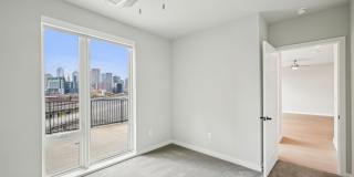 2800 Taylor Gallery 44