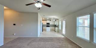 Viewable NOW!  Small Pets Accepted! Gallery 6
