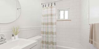 Bellaire Plaza Gallery 13