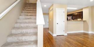 Lovely 2 Bedroom / 2 Bath for Rent Gallery 6