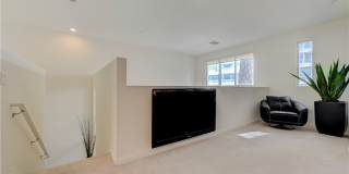 4535 Dean Martin Drive Gallery 29