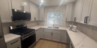 Beautifully Renovated 3-Bedroom Townhome in Gated Harbor City Community Beautifully Renovated 3-Bedroom Townhome in Gated Harbor City Community Gallery 8