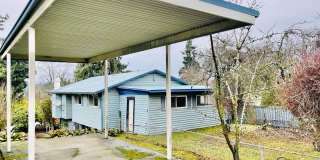 Tranquil House on Quiet South Delridge Street! Gallery 27