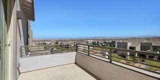 Summerlin Beauty With Bed and Bath On 1st Floor Gallery 40