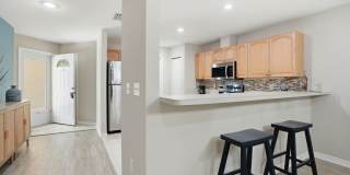 Stunning Short Term Rental! Gallery 6