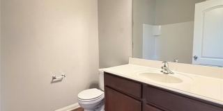 2134 Redbud Drive Gallery 16