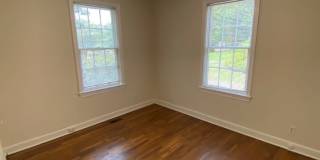 2-bedroom, 1 bath home available in Rosewood area! Gallery 9