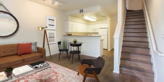 Artisan Square Gallery 19