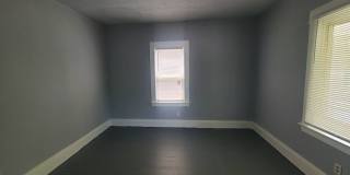 Charming 4-Bedroom Property in Prime Location Gallery 8