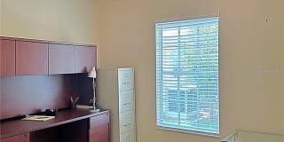 13129 THOROUGHBRED Loop Gallery 29