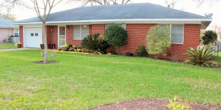 704 Spinn Street Gallery 1