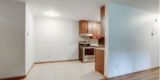 4036 37th Ave. N- Windsor Court Gallery 10