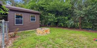 2137 Lenamon Street Gallery 25