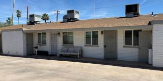 updated 2 bedroom Tempe apartment / 1st month Free move in special Gallery 1