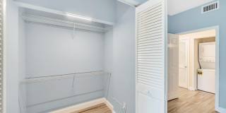 827 Oak Harbour Drive Gallery 45