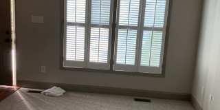 2BR, 2.5 Ba End unit townhouse in Pikes Place 2BR, 2.5 Ba End unit townhouse in Pikes Place Gallery 11