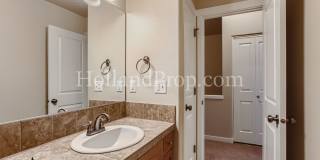 Beautiful Home With Balcony and Great Location! ** NEW PRICE $2,650 and REDUCED SECURITY DEPOSIT ** Gallery 21