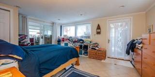 1 Bellmore Avenue Gallery 11