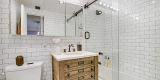 175 East 62nd Street Gallery 10