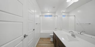 Pet Friendly 4 Bedroom Home in a Beautiful Neighborhood! Gallery 33