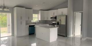 3211 43 St SW Gallery 2