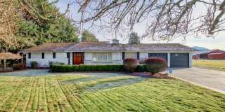 3 Bedroom, 2.5 Home. Available NOW!!!! Gallery 1