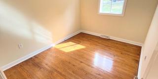 Charming 3 bedroom house Gallery 8