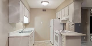 Westwood Apartments Gallery 31