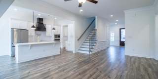 83 Ivy Loop Gallery 13