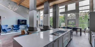 One Lakefront Gallery 13