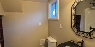 Freshly Renovated Dollhouse in Maryville!! Gallery 28