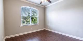 9009 East Woodruff Avenue Gallery 20
