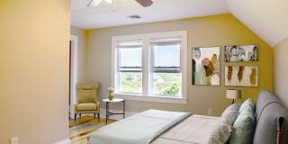 Modern Apt for the Socially Inclined near NEU  more w plenty of space + $500 Utilities Rebate with Promo Gallery 6