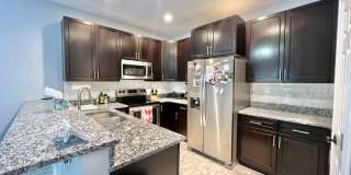 2100 Pomegranate Court Gallery 2