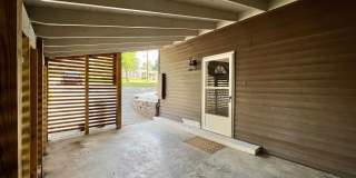 ADORABLE CONTEMPORARY 2 BEDROOM IN THE HEART OF WEST HILLS!!! Gallery 4