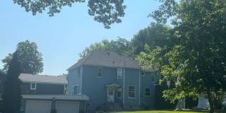 Charming Forest Lake View - Includes UTILITIES Gallery 1