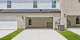 LyvWell at Harmony Gallery 21