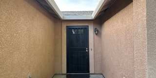 Well maintained home in desirable neighborhood! Gallery 3