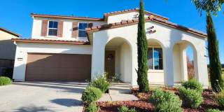 Beautiful Plumas Lake home on a large lot with SOLAR Gallery 1